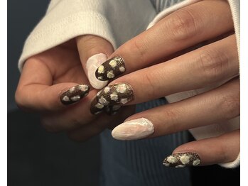 エニデイ(ANY DAY)の写真/トレンドにひとくせ。定額で楽しめる個性派ネイル