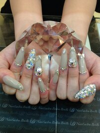 キラキラストーンスカルプ