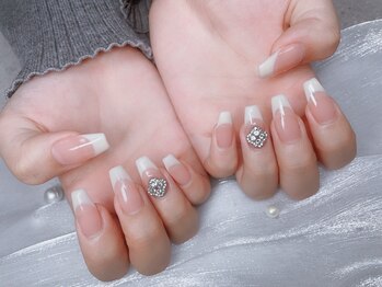スノーネイルサロン 新宿店(Snow nail salon)/フレンチ/パーツ