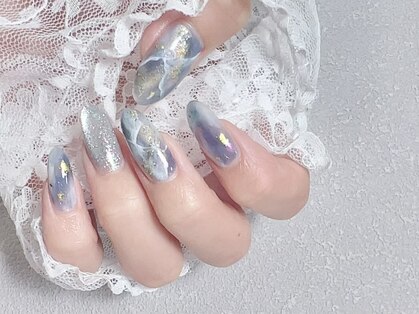 色彩の月の写真