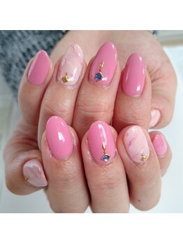 ネイルルーム プリル(Nail Room pulir)/