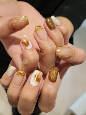 ease NAIL SALON ジェルネイル・パラジェル・フィルイン