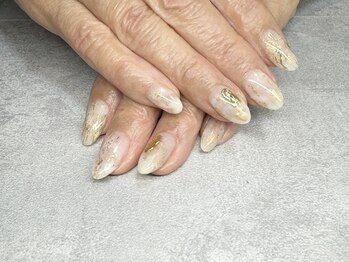 ヴェイスサロンアンバー(Vase Salon Amber)/【限定ネイル　5500】