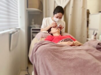 スターラッシュ(Star Lash)の写真/【リクライニングベッドでメンテナンスをゆったり癒し時間に◎】快適な角度でおやすみいただけます♪