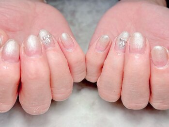 ブリスフルハピネス(Blissful happiness)/大人っぽいラメグラデーション