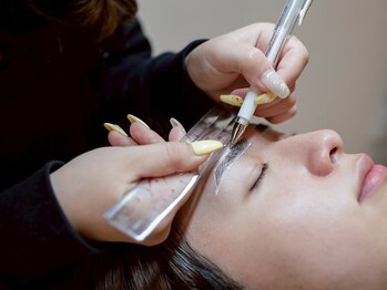 ブルーム 四条烏丸(bloom)/02.アイブロウ 骨格デザイン