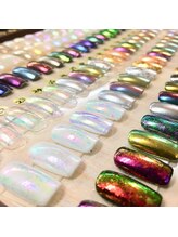 スワロンネイル(SWALLON NAIL)/人気のミラーネイル多数