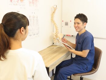 おはな整骨院 光の森院の写真/《国家資格保持者考案の納得施術》健康のカギは骨盤・姿勢にあり！プロの技術で歪んだ骨盤を根本改善◎