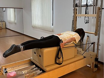 ラヴィソント(ravissant)/マシンピラティス/二の腕