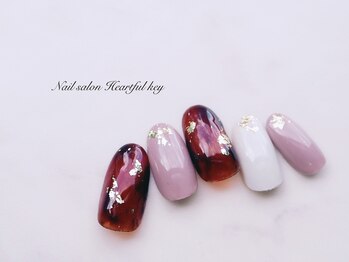 ネイルサロン ハートフルキー(Heartful key)/べっ甲ネイル¥9000