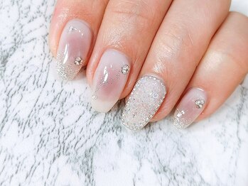 ネイル グラファー(Nail grapher)