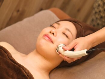 グレースフィオーレ 南越谷店(gracefiore)の写真/40代から急加速するほうれい線!技術×超音波で今すぐリフトアップ!印象改善の本格店舗