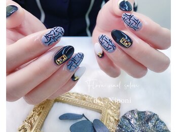 フローラネイルサロン/
