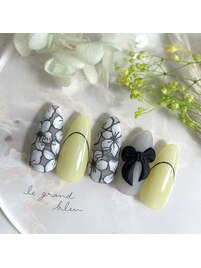 モノトーンフラワー