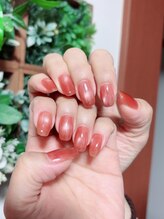 苺ネイル/マグネットネイル