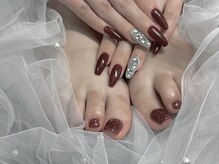 ワンカラーから最新☆冬トレンドまで☆ハンド＆フット同時施術◎