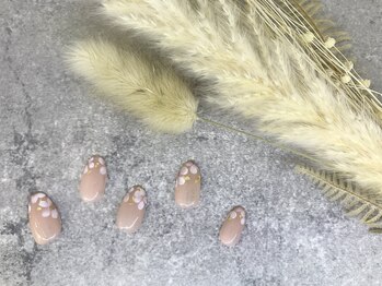 ネイル バズ(NAIL BUZZ)/初回ソフトジェルオフ込19000円