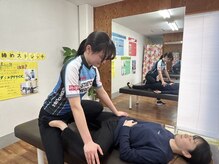 ストレッチヒーロー 岡山問屋町店の雰囲気（横になったままでストレッチを受けれるので運動が苦手な方でも◎）