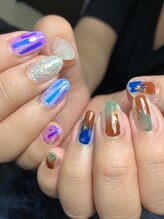 レディグリッター(Lady glitter)/塗りかけネイル