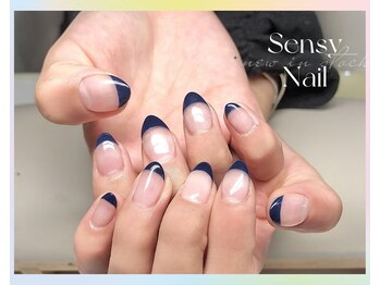 センシー ネイル スタジオ(Sensy Nail Studio)/on/off万能 フレンチネイル