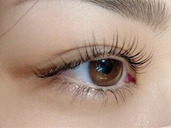 ラ ヴェラー(La valeur)/ケラチンラッシュリフト【若葉】