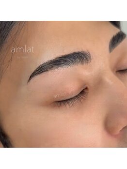 アムラット(amlat)/大人気ハリウッドブロウリフト