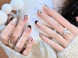 ヒョウ柄xフレンチネイル