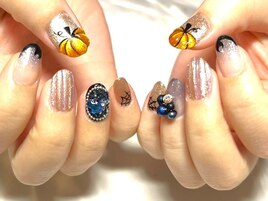 ☆目を引くハロウィンネイル☆