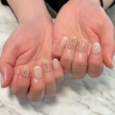 ネイルサロン 緩り。