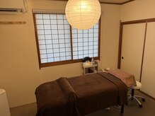 ニコリー(nicoly)/4：和室の暗めのお部屋で◎