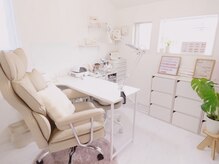 アメジスト(Amethyst)の雰囲気（1席だけのプライベート空間でいつも同じネイリストが施術します）