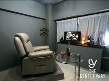 ザ ジェントルヴァリー 本町(THE GENTLE VARY)の雰囲気（男達をGENTLEMANに変える、男たちの秘密基地。）