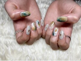 お持ち込みニュアンスネイル♪