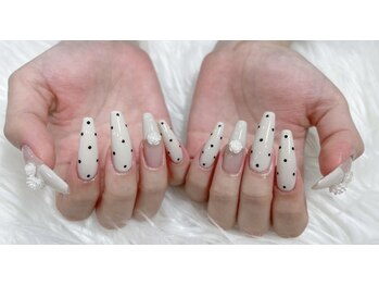 キアラネイルサロンの写真/【期間限定/日常～イベント&ブライダル◎】アート60分まで◎ニュアンス持ち込みデザイン¥6980|90&120分も♪