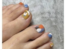 季節に応じたお洒落な定額ネイル♪他にも沢山サンプルございます