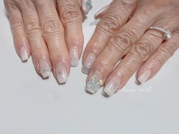 アーブルネイル(arbre nail)/●ホワイトグラデ(+パーツ)