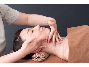 高興リラックス空間 新宿東口店/