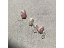 シルニー リム(Silny rim)/アシンメトリーニュアンスネイル