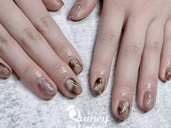 クインシー(Quincy)/ニュアンスネイル