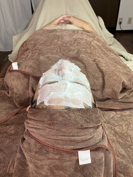 リンカ(Rinca)/毛穴開放中　毛穴ケア