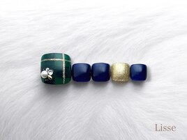 ネイビータータンチェックネイル