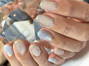 キャッツアイ東京 新宿店(Cat's eye TOKYO)の写真/【シンプルだけど、印象的に】モード系から大人可愛いまで、さりげなくトレンドを取り入れて上品華やかに♪