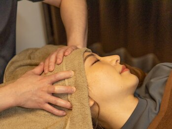 腕利きのほぐし 巣鴨駅前店の写真/頭痛や目の疲れ、眼精疲労の解消に◎骨格と筋肉にアプローチしながら施術するので、すっきり感が違う!