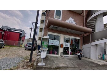 サルーテ(Salute)/駐車場