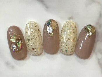 ネイルサロン ラブリーズ 相模大野店(NAIL SALON LOVELLY'S)/定額　￥９８００