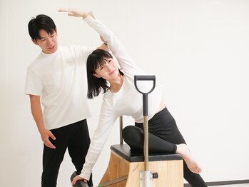 ラフテル鍼灸整骨院/整体×ピラティスで肩こり改善！