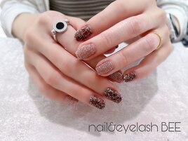 キラキラ秋ネイル