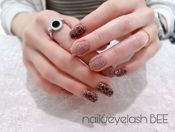 キラキラ秋ネイル