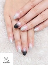 ホワイトベース(White base)/シルバー×ブラックラメグラ