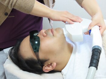 ルルトウキョウ 池袋店(LULU.tokyo)/《施術中（ひげ）》